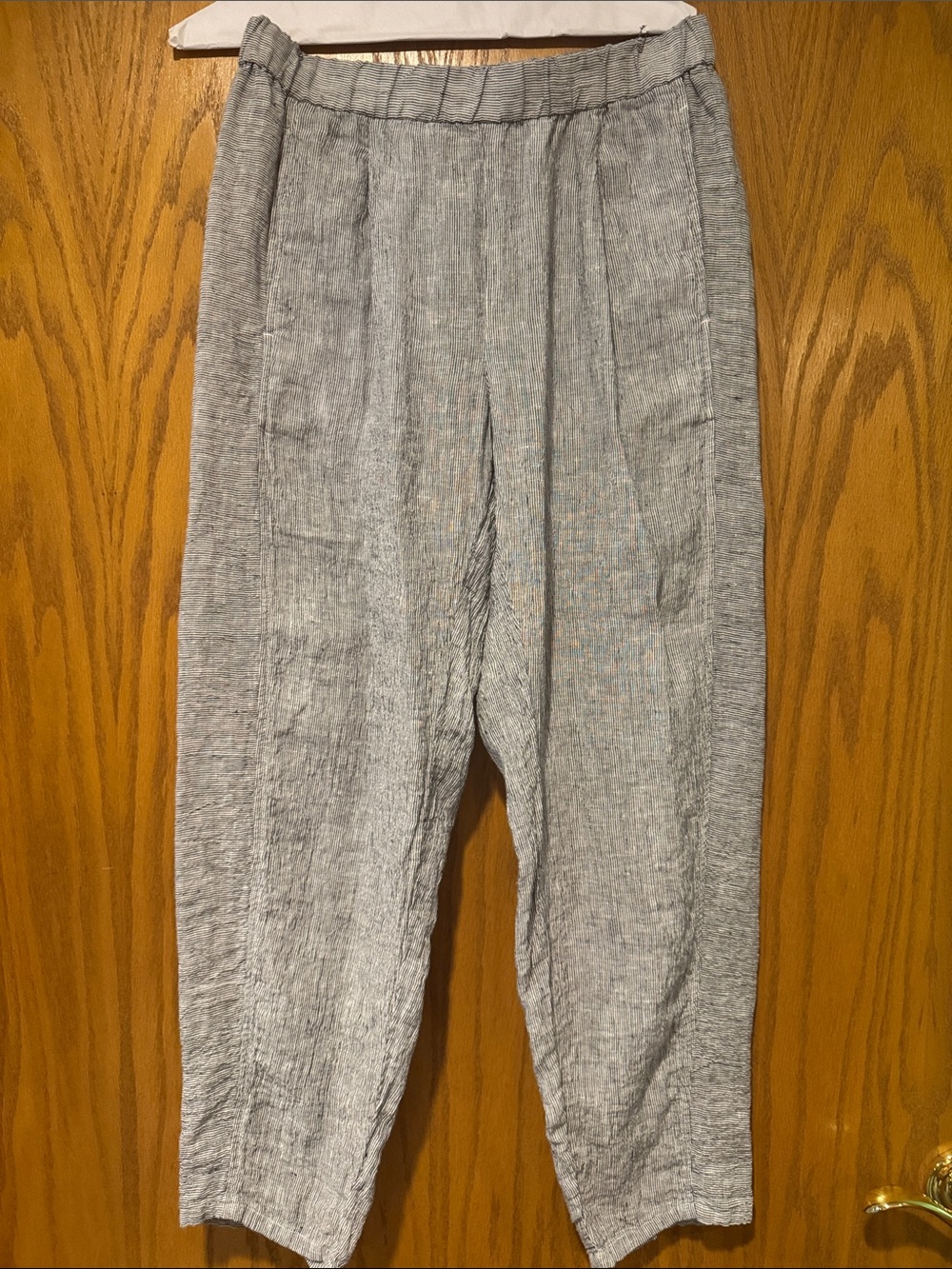 Eileen Fisher Light Gray striped Pleated Linen-Blend Chinos